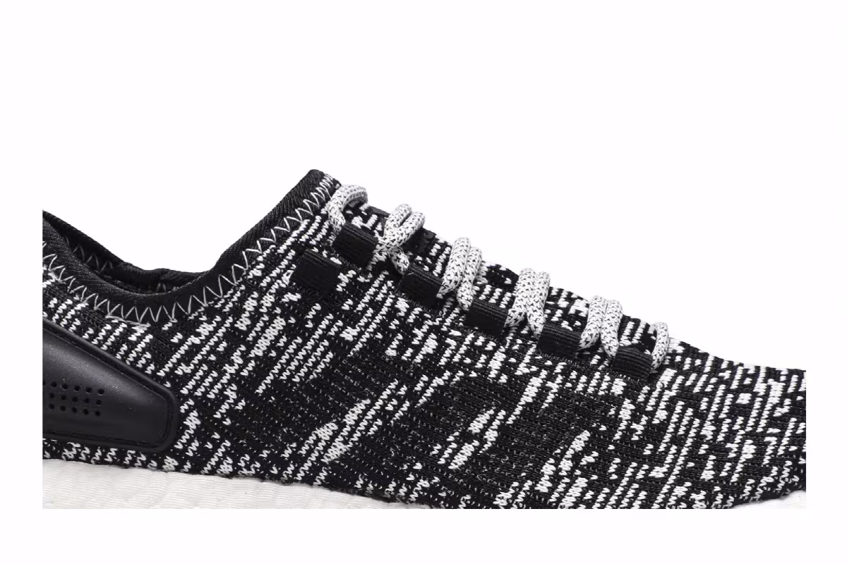 Adidas PureBoost Oreo, view 3