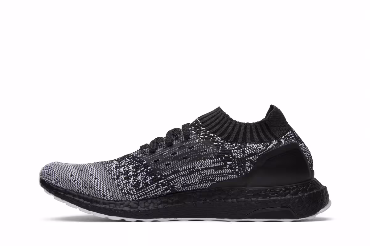 Adidas UltraBoost Uncaged Oreo, view 4