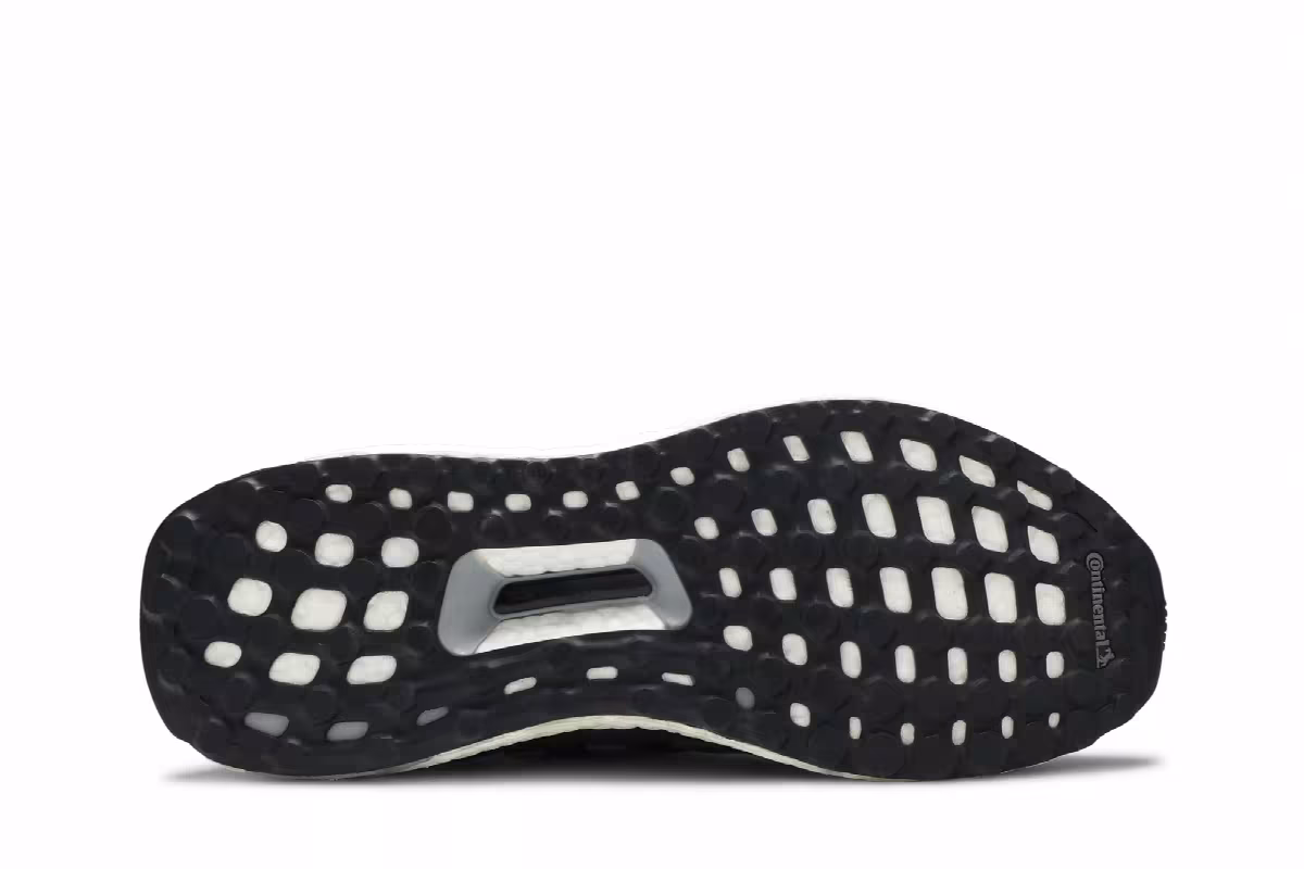 Adidas UltraBoost 3.0 J Core Black, view 5