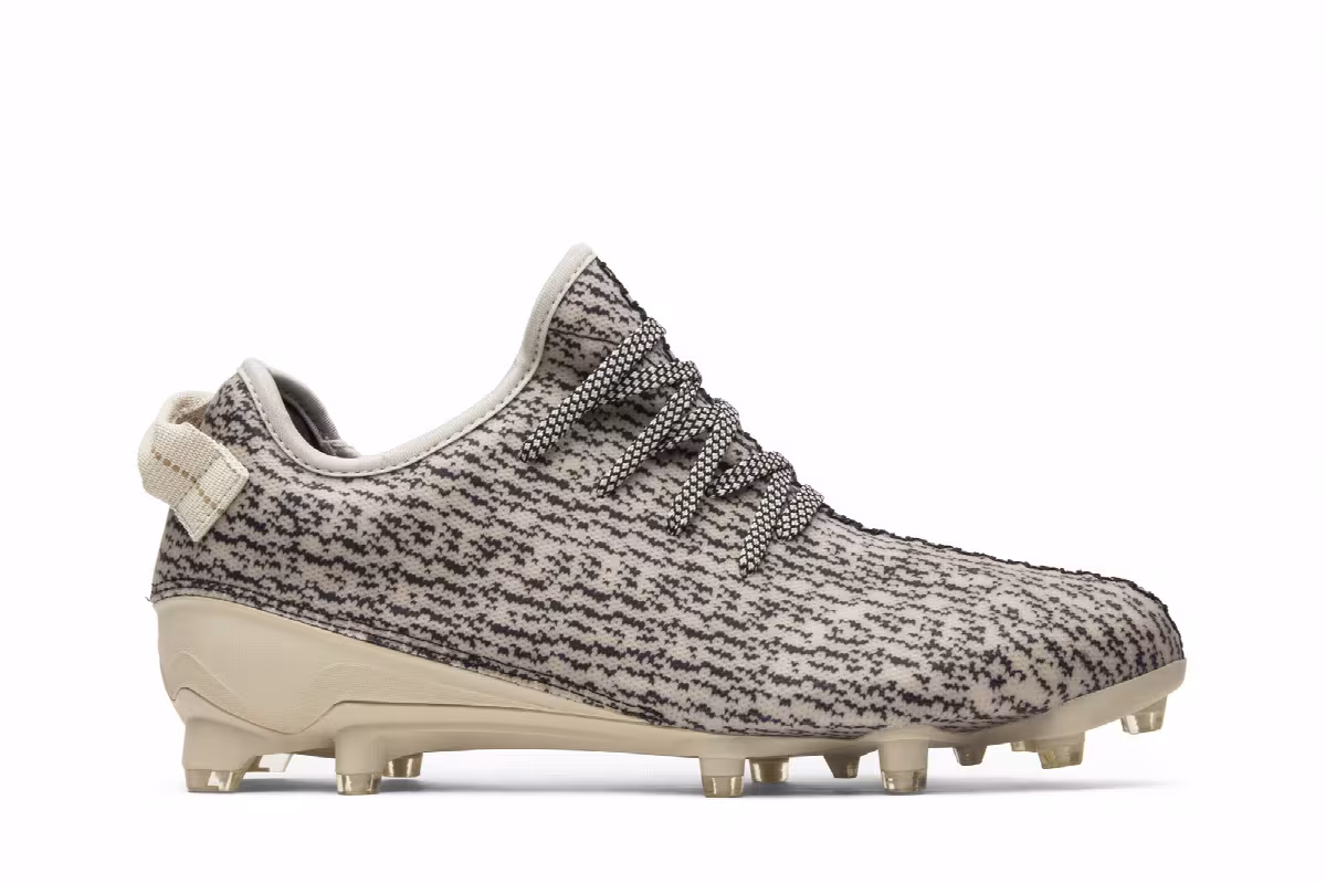adidas Yeezy 350 Cleat Turtle Dove, view 2