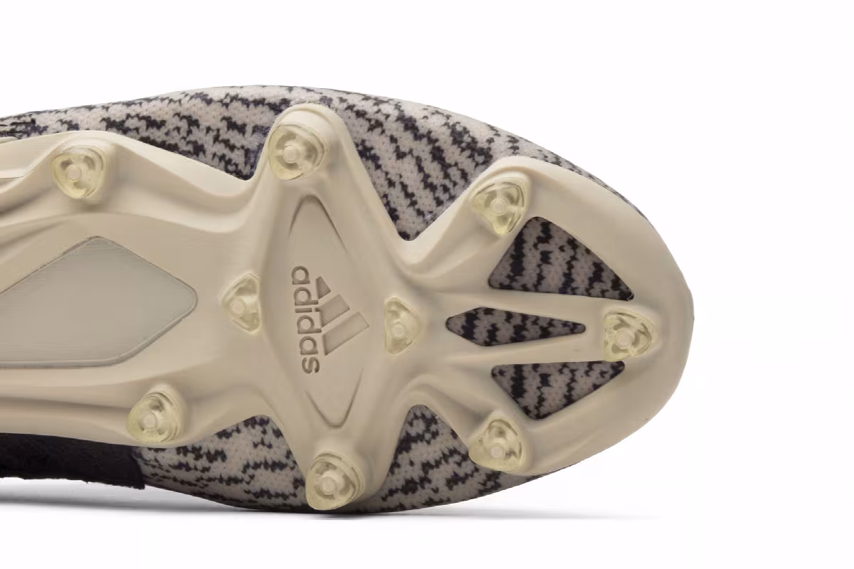 adidas Yeezy 350 Cleat Turtle Dove, view 6