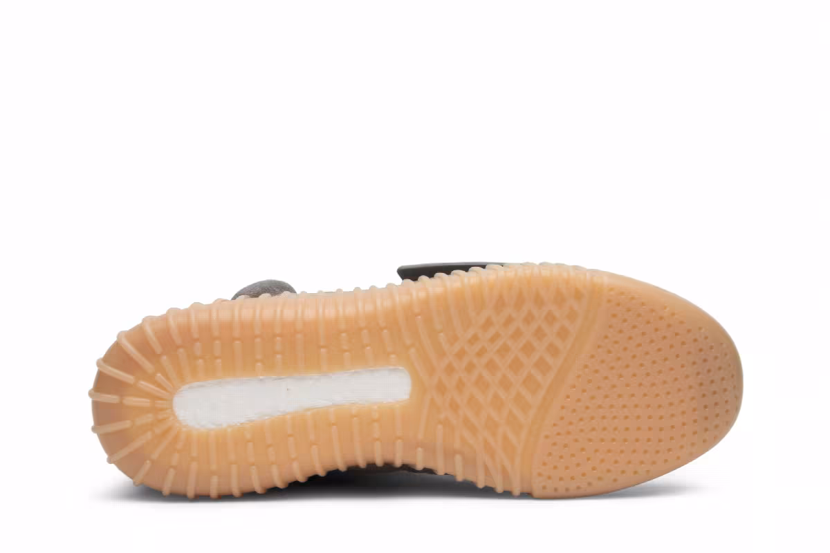 adidas Yeezy Boost 750 Glow in the Dark, view 5