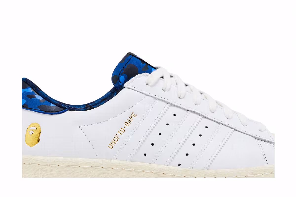 Undefeated x A Bathing Ape x adidas Superstars 80v White Blue, view 3