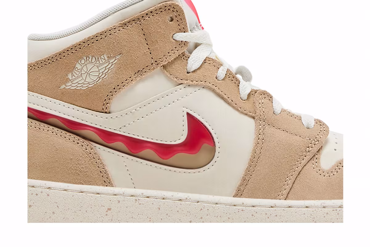 Air Jordan 1 Mid SE GS Peanut Butter & Jelly, view 3