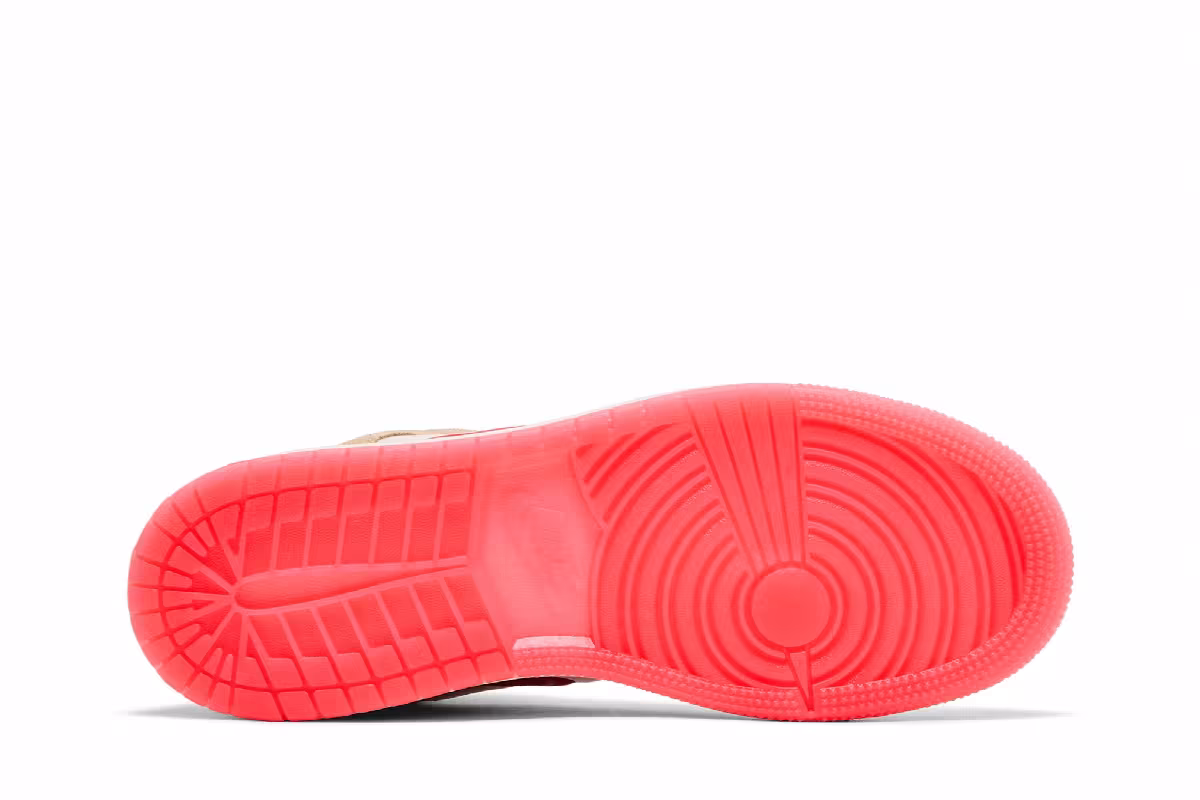 Air Jordan 1 Mid SE GS Peanut Butter & Jelly, view 5