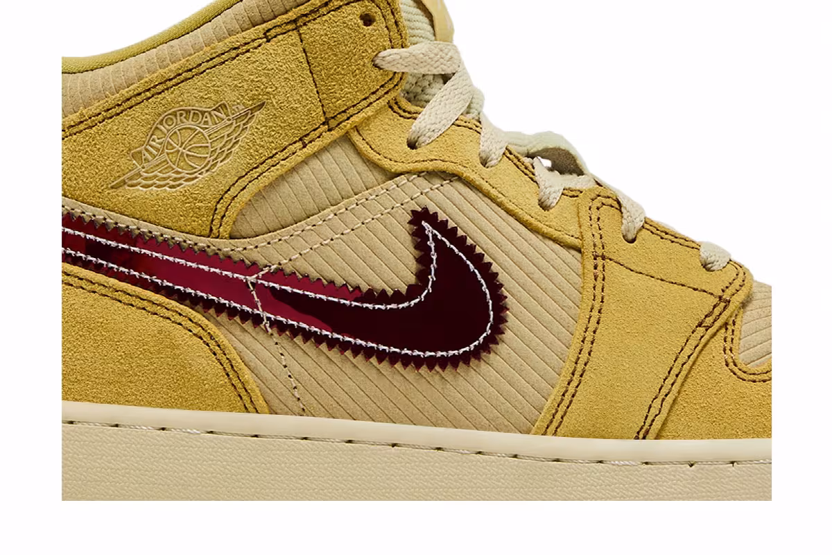 Air Jordan 1 Mid SE GS French Fries, view 3