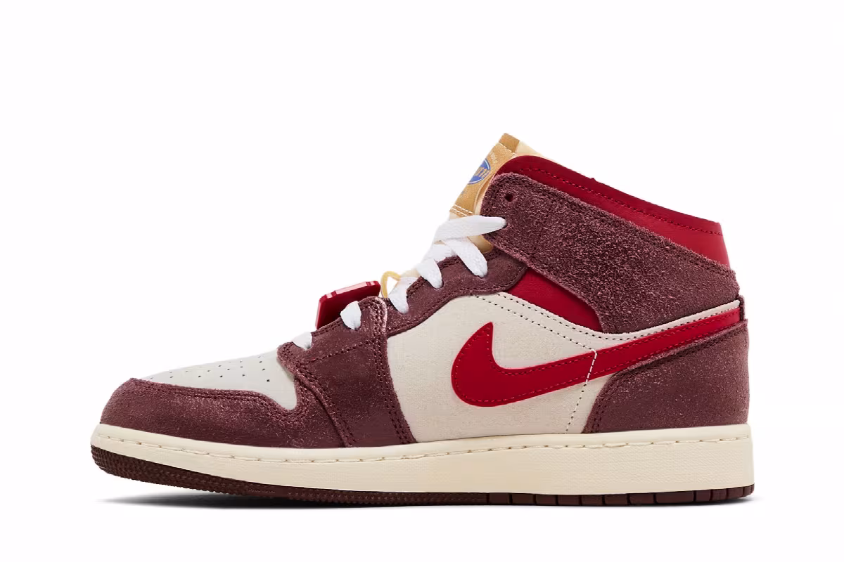 Air Jordan 1 Mid SE GS Breakfast, view 4