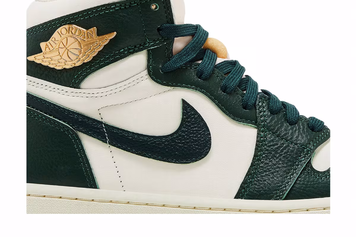 Women's Air Jordan 1 High OG Fir Pro Green, view 3