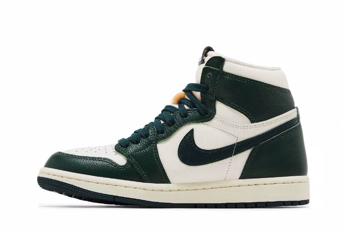 Women's Air Jordan 1 High OG Fir Pro Green, view 4