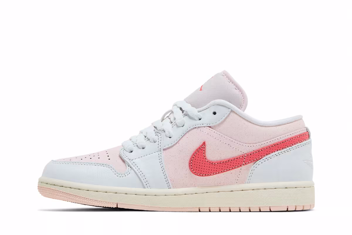 Women's Air Jordan 1 Low SE Strawberry Milkshake, view 4