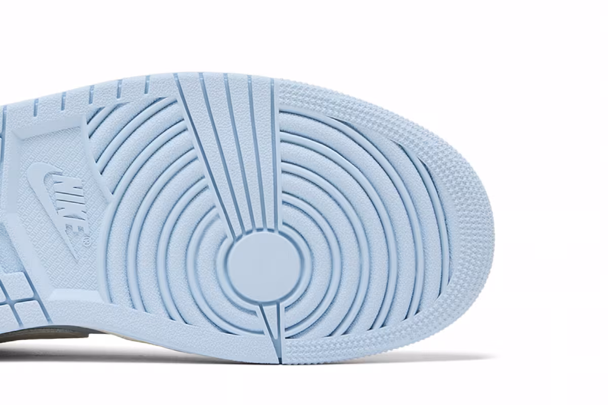 Women's Air Jordan 1 Low SE Hydrogen Blue Sail, view 6
