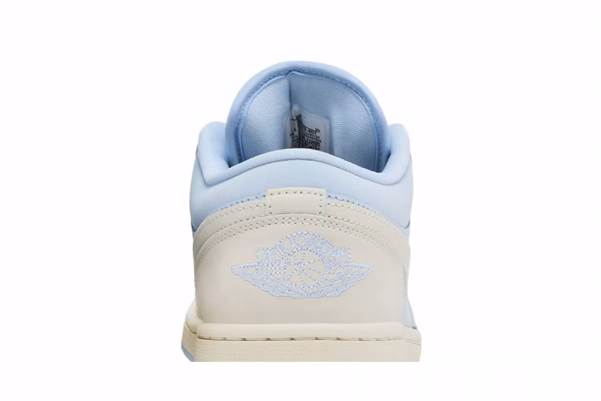 Women's Air Jordan 1 Low SE Hydrogen Blue Sail, view 8