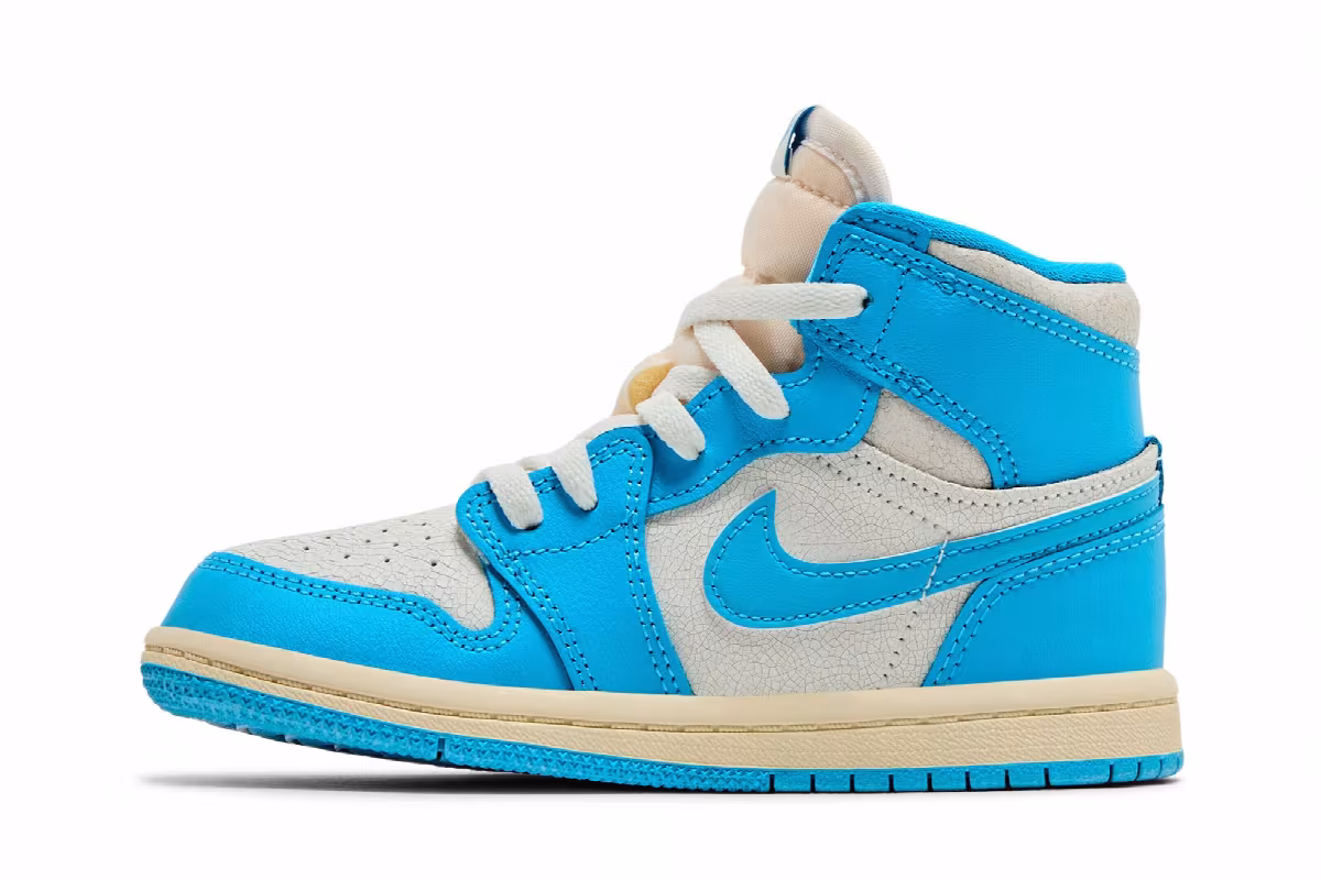 Air Jordan 1 High OG TD UNC Reimagined, view 4
