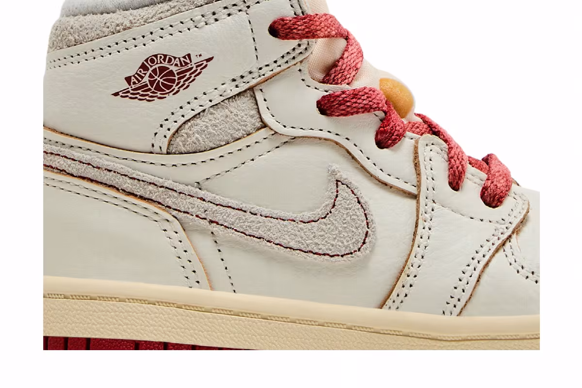 Air Jordan 1 High OG TD Rare Air - Sail Cinnabar, view 3