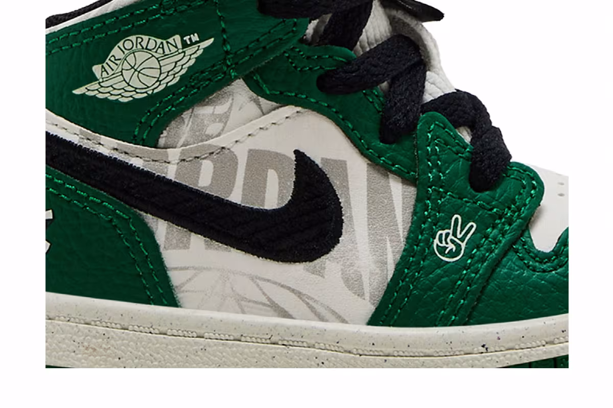 Air Jordan 1 Mid SE TD Overbranded, view 3