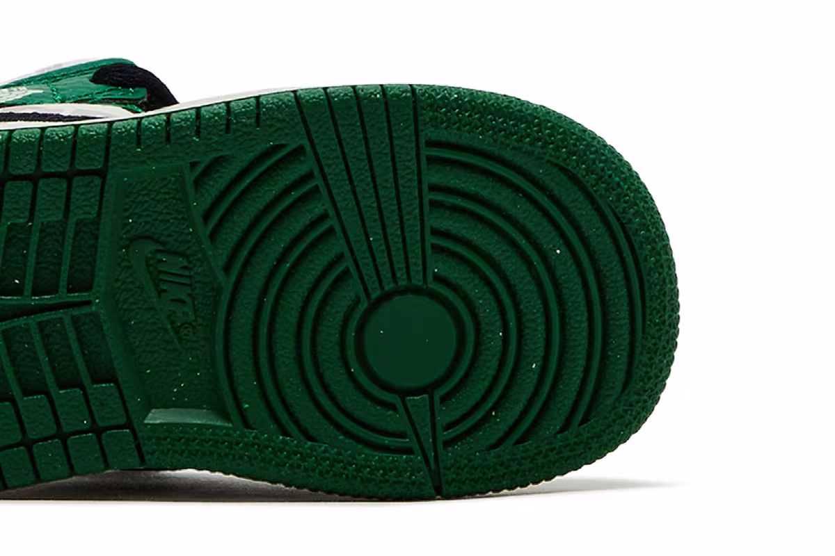 Air Jordan 1 Mid SE TD Overbranded, view 6