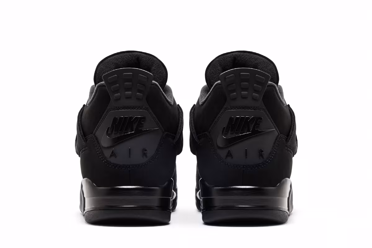 Air Jordan 4 Black Cat 2025, view 7