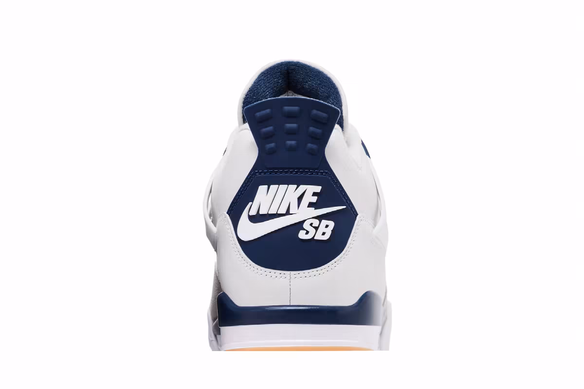 Nike SB x Air Jordan 4 SP Navy, view 8