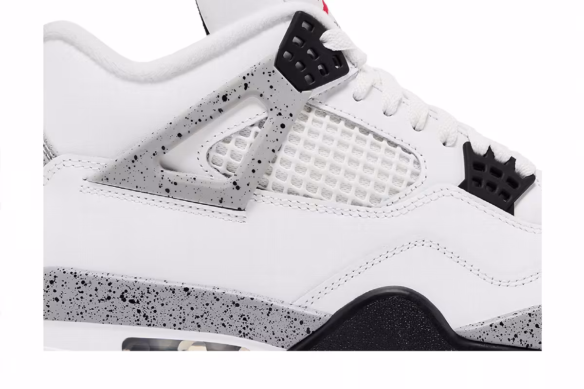 Air Jordan 4 OG White Cement 2025, view 3