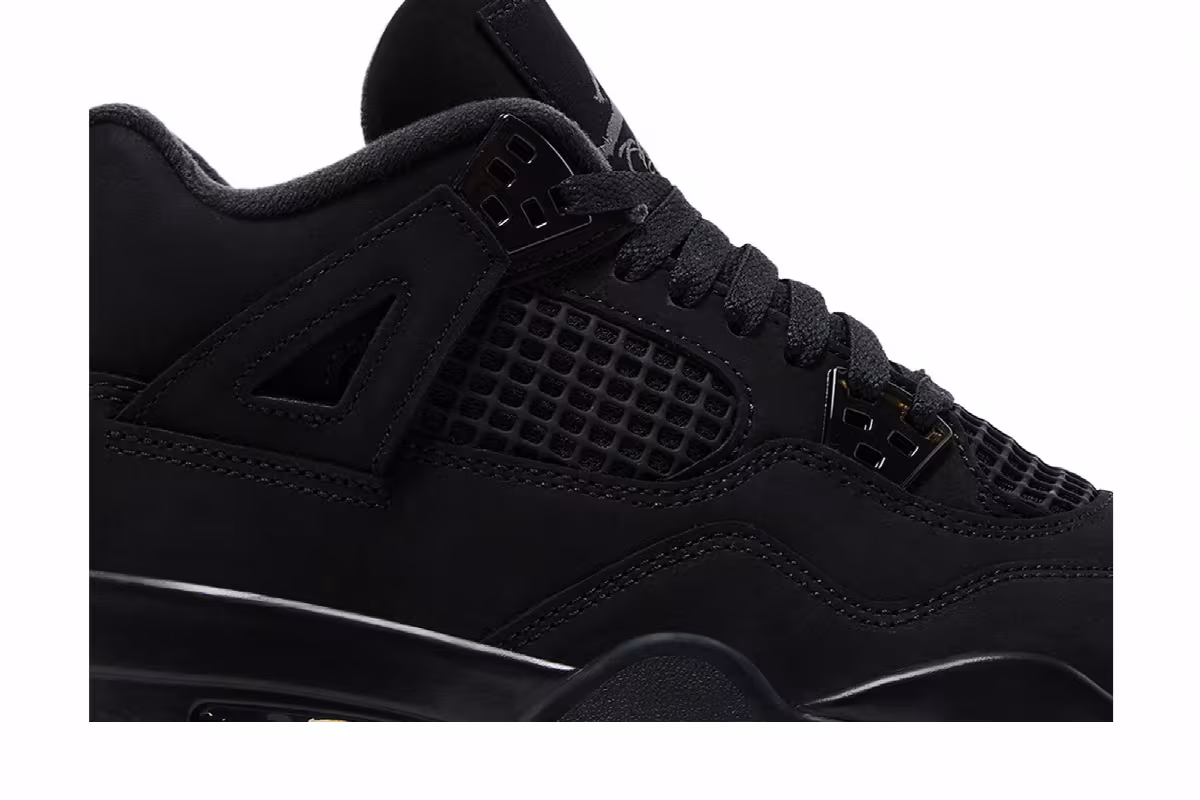 Air Jordan 4 GS Black Cat 2025, view 3