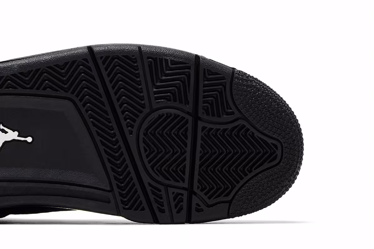 Air Jordan 4 GS Black Cat 2025, view 6