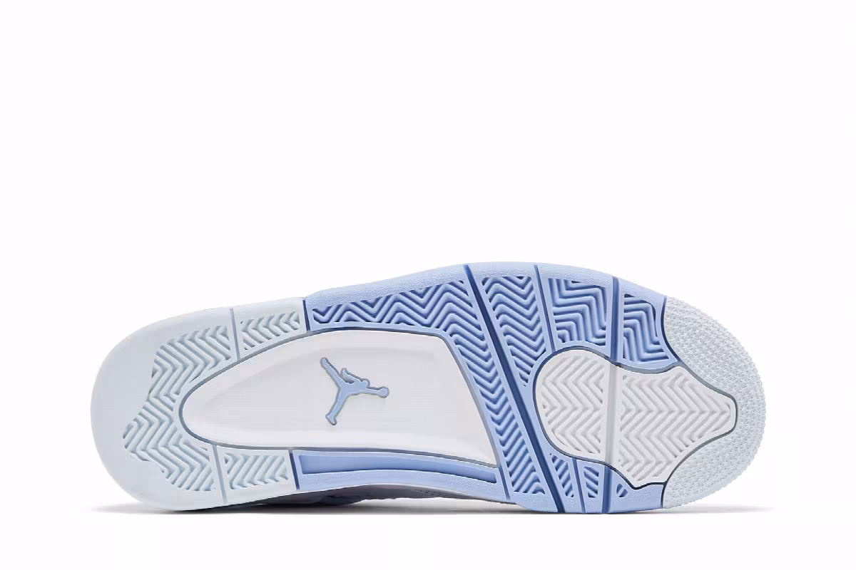 Women's Air Jordan 4 Forget Me Not, view 5