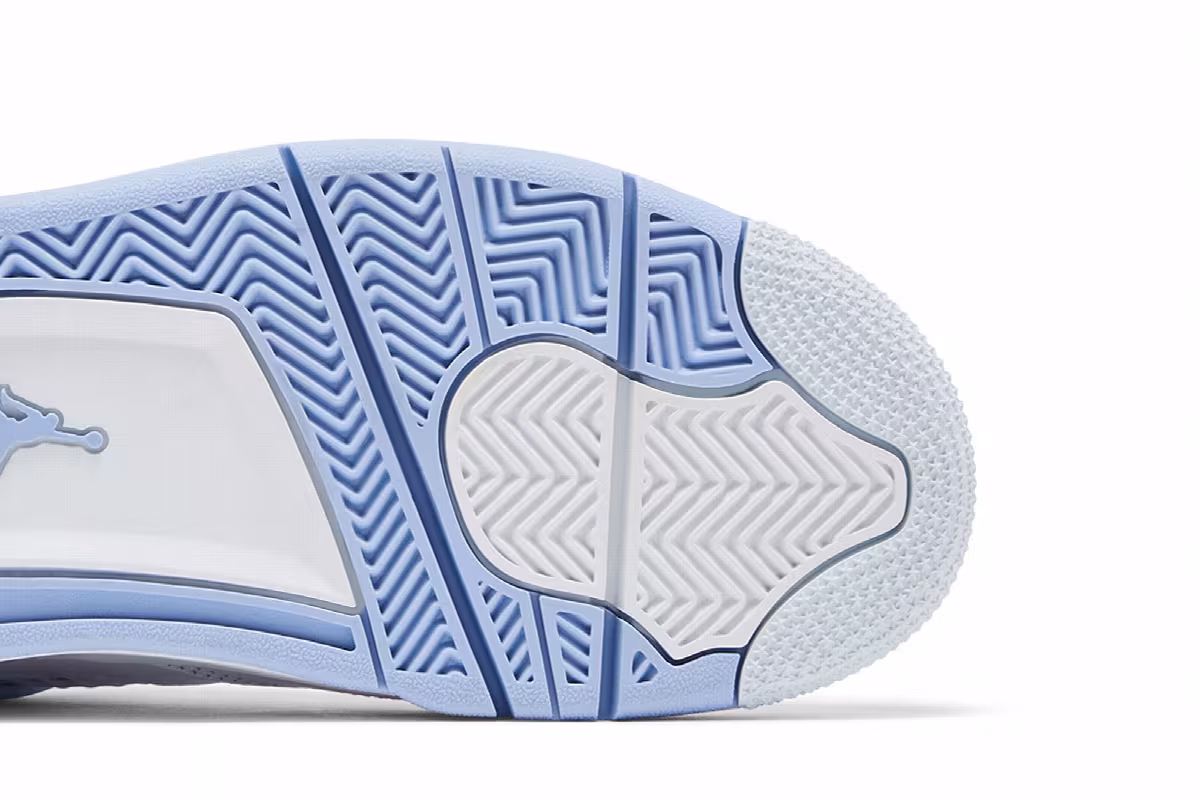 Women's Air Jordan 4 Forget Me Not, view 6
