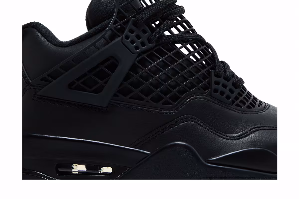 Women's Air Jordan 4 Net - Black, view 3