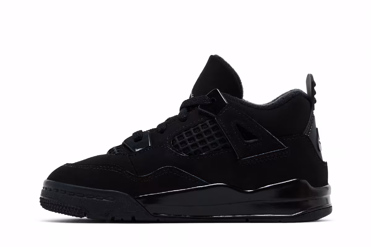 Air Jordan 4 TD Black Cat 2025, view 4