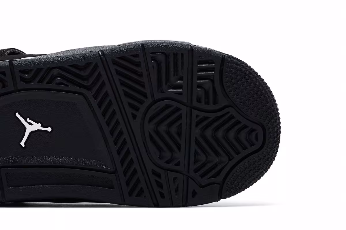 Air Jordan 4 TD Black Cat 2025, view 6