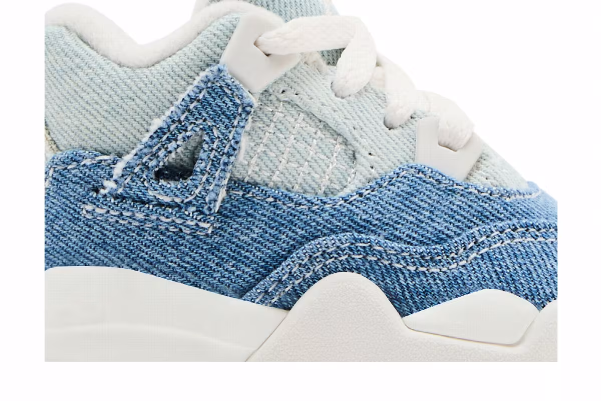 Air Jordan 4 TEX TD Worn Blue Denim, view 3