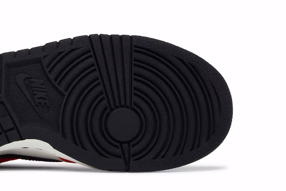 Nike Dunk Low GS Halloween 2022, view 6