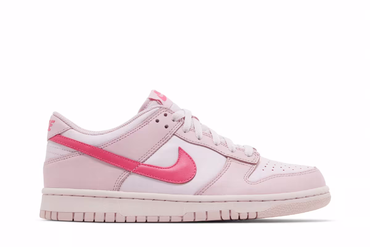 Nike Dunk Low GS Triple Pink, view 2