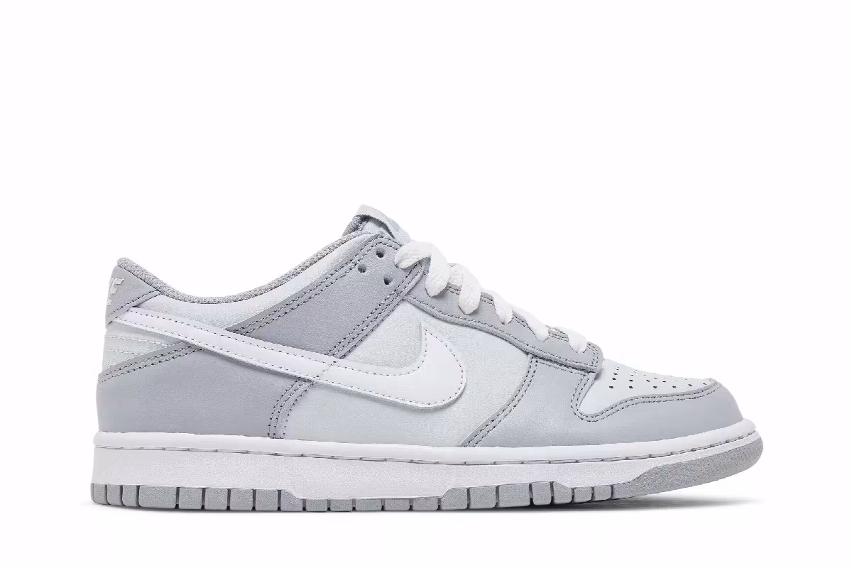 Nike Dunk Low GS Pure Platinum Wolf Grey, view 2