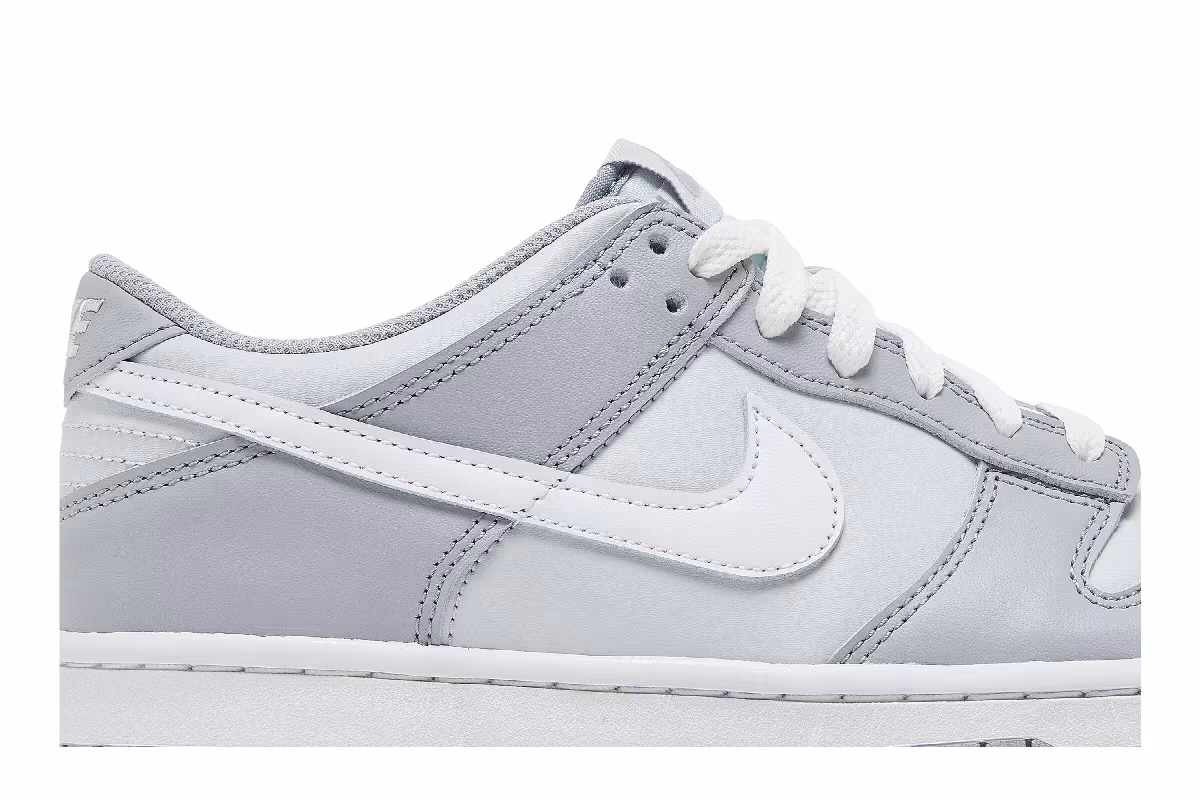 Nike Dunk Low GS Pure Platinum Wolf Grey, view 3