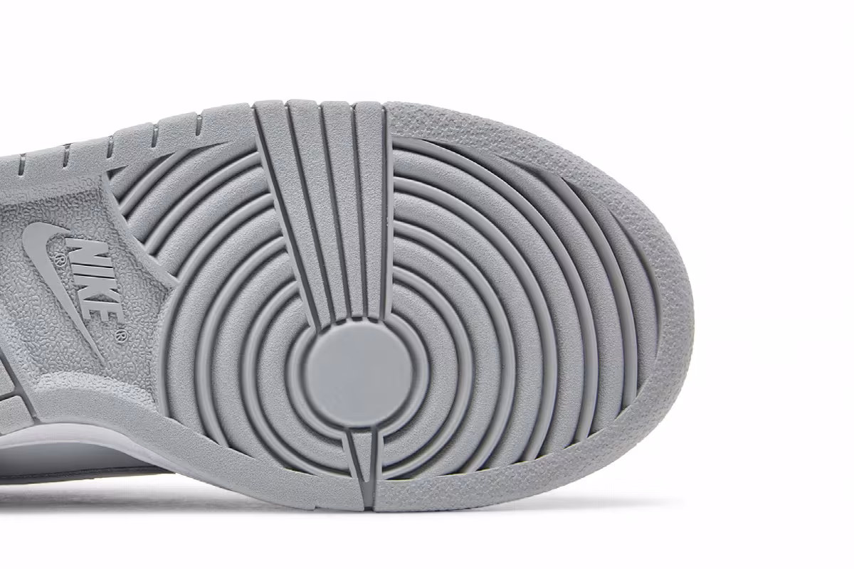 Nike Dunk Low GS Pure Platinum Wolf Grey, view 6