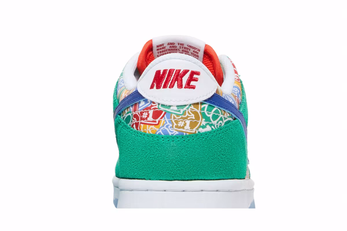Nike Dunk Low GS Foam Finger, view 8