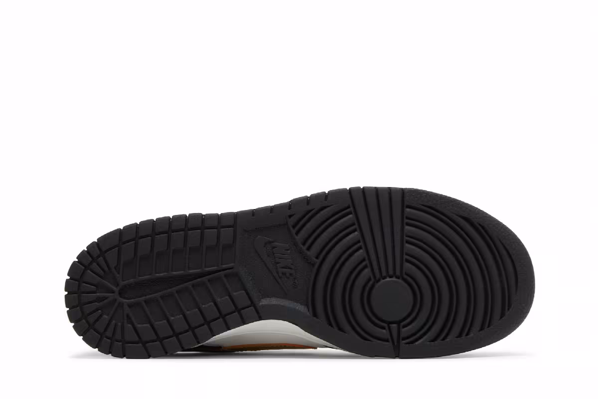 Nike Dunk Low GS Off Noir Metallic Pewter, view 5