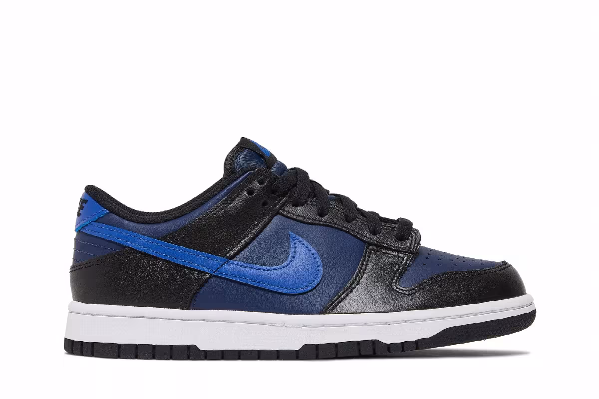 Nike Dunk Low GS Black Midnight Navy, view 2