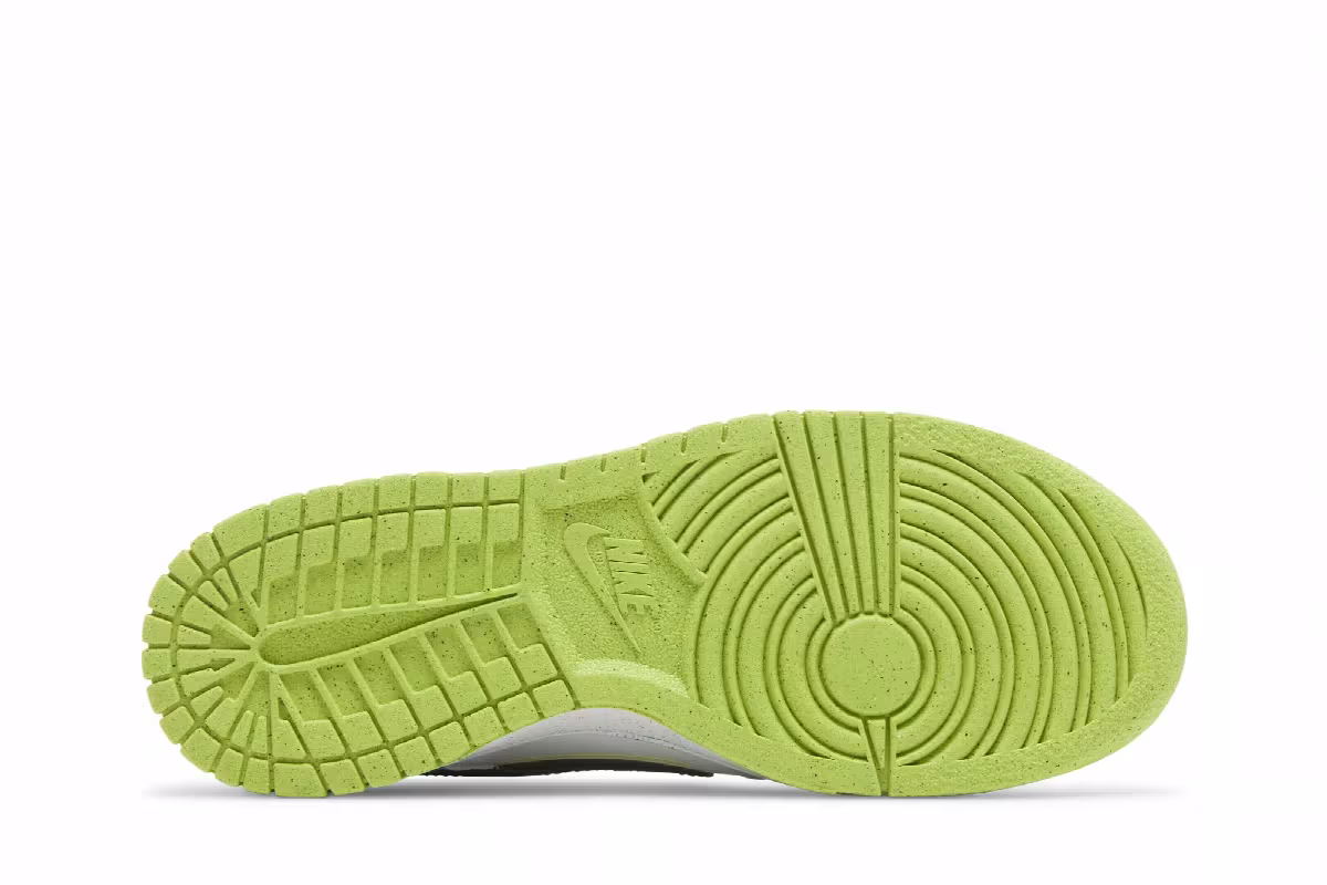 Nike Dunk Low GS 3D Swoosh, view 5