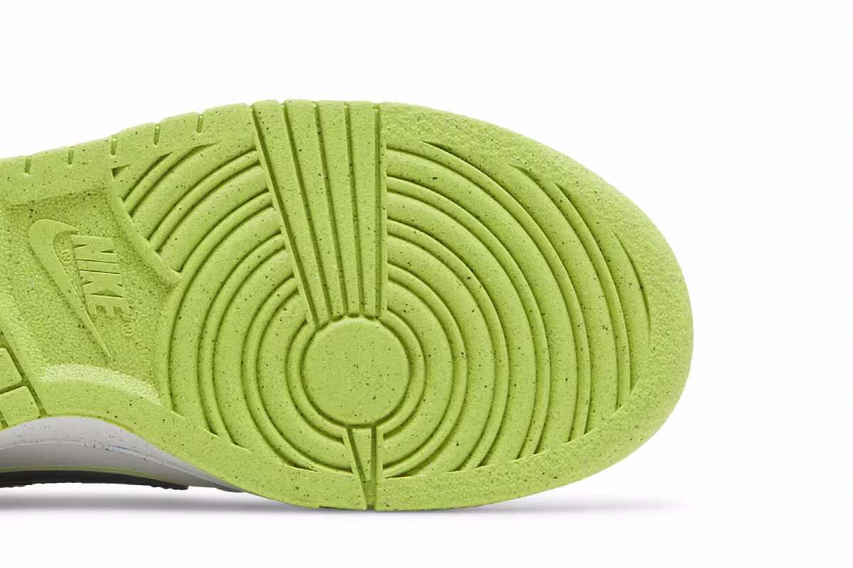 Nike Dunk Low GS 3D Swoosh, view 6