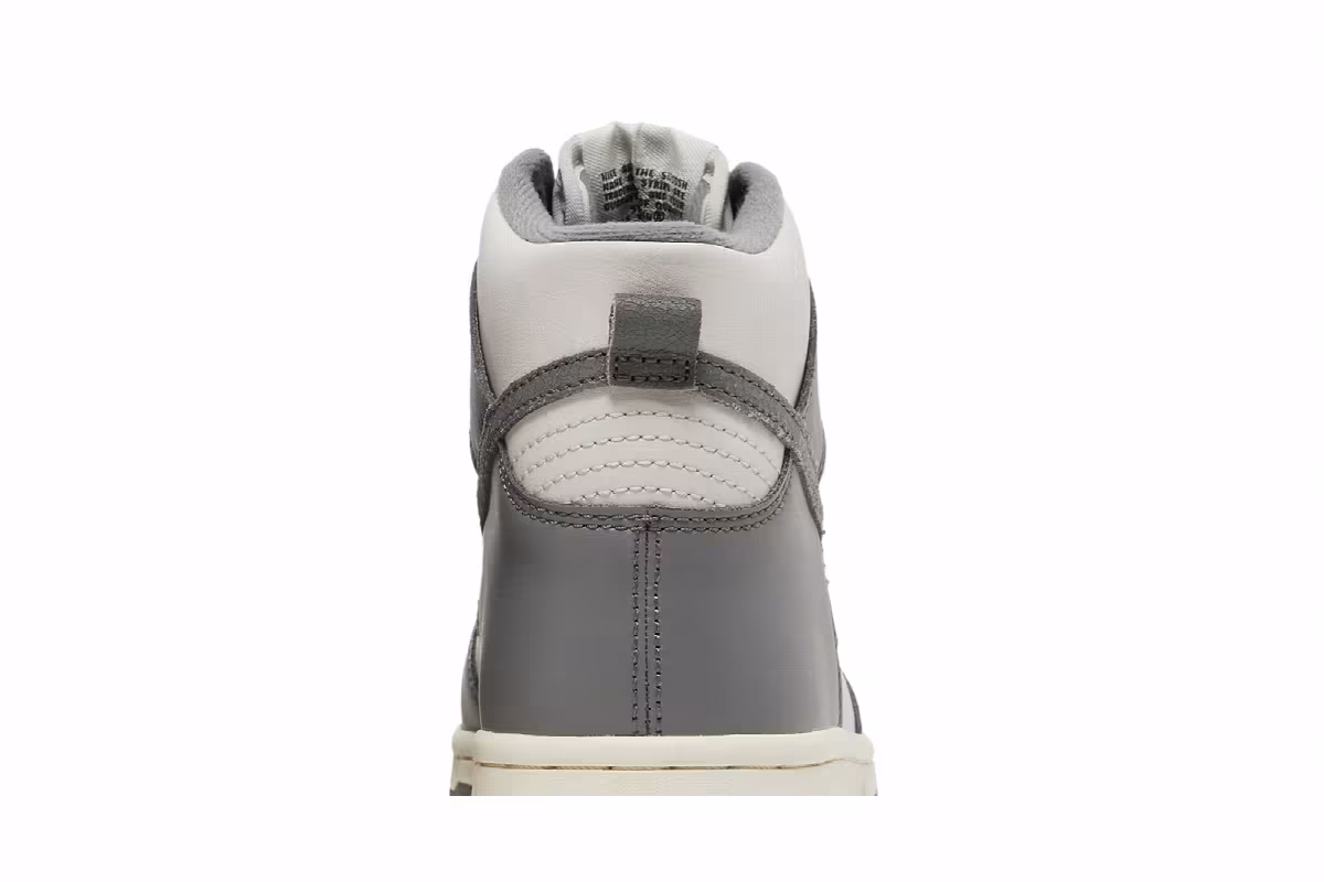 Nike Dunk High SE GS Light Bone Tumbled Grey, view 8