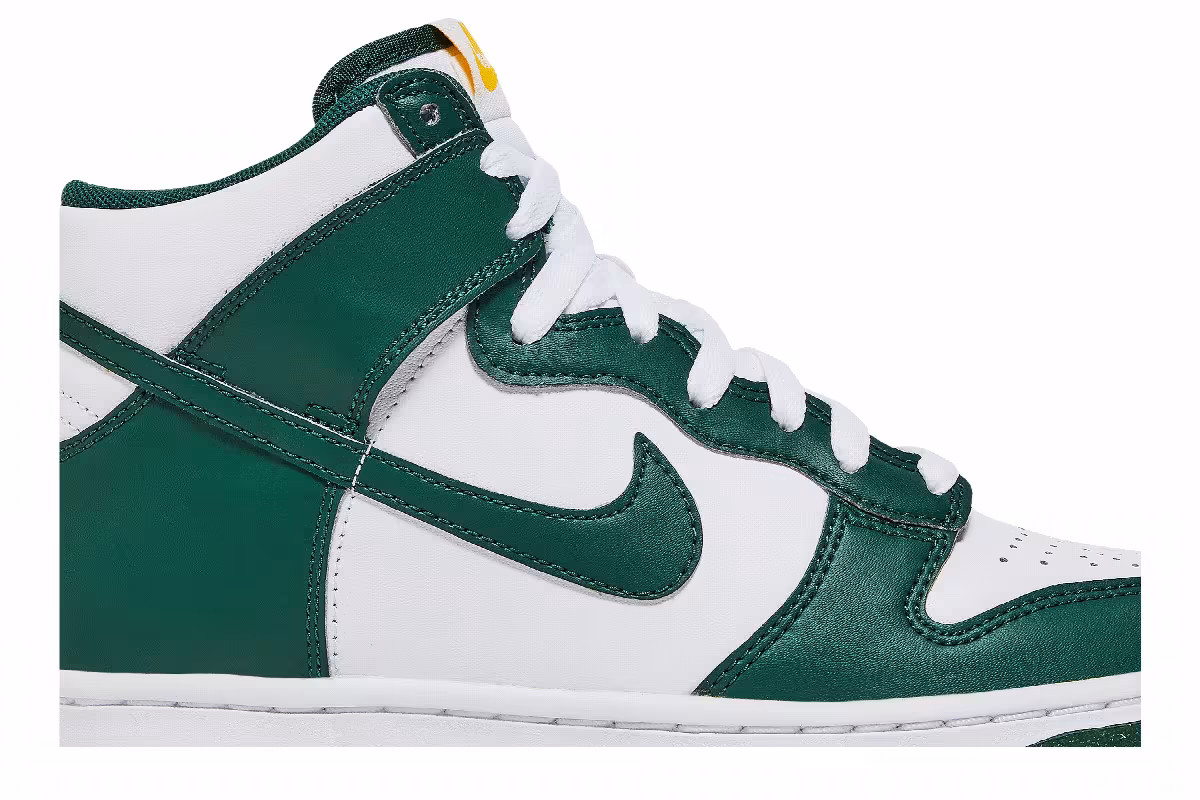 Nike Dunk High GS Australia, view 3