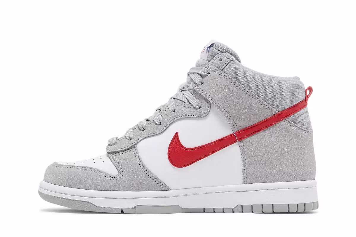 Nike Dunk High SE GS Athletic Club - Light Smoke Grey Gym Red, view 4