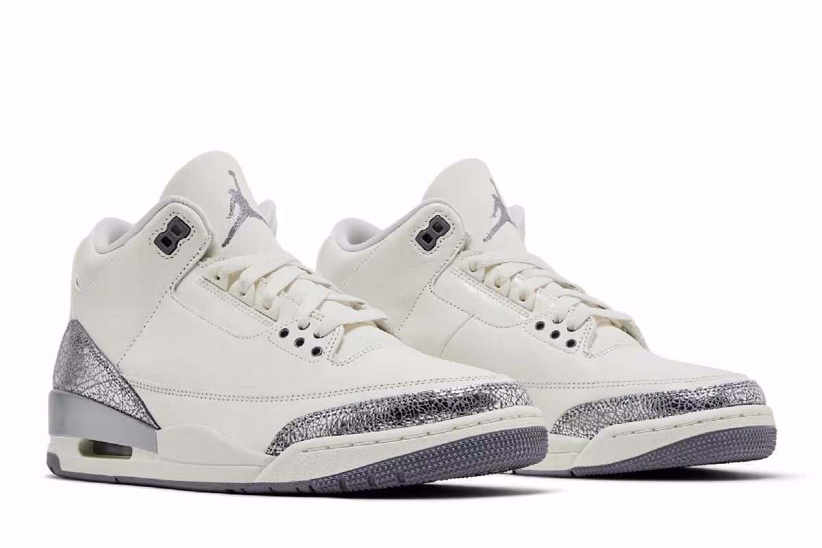 Women's Air Jordan 3 Sail Metallic Silver, view 9