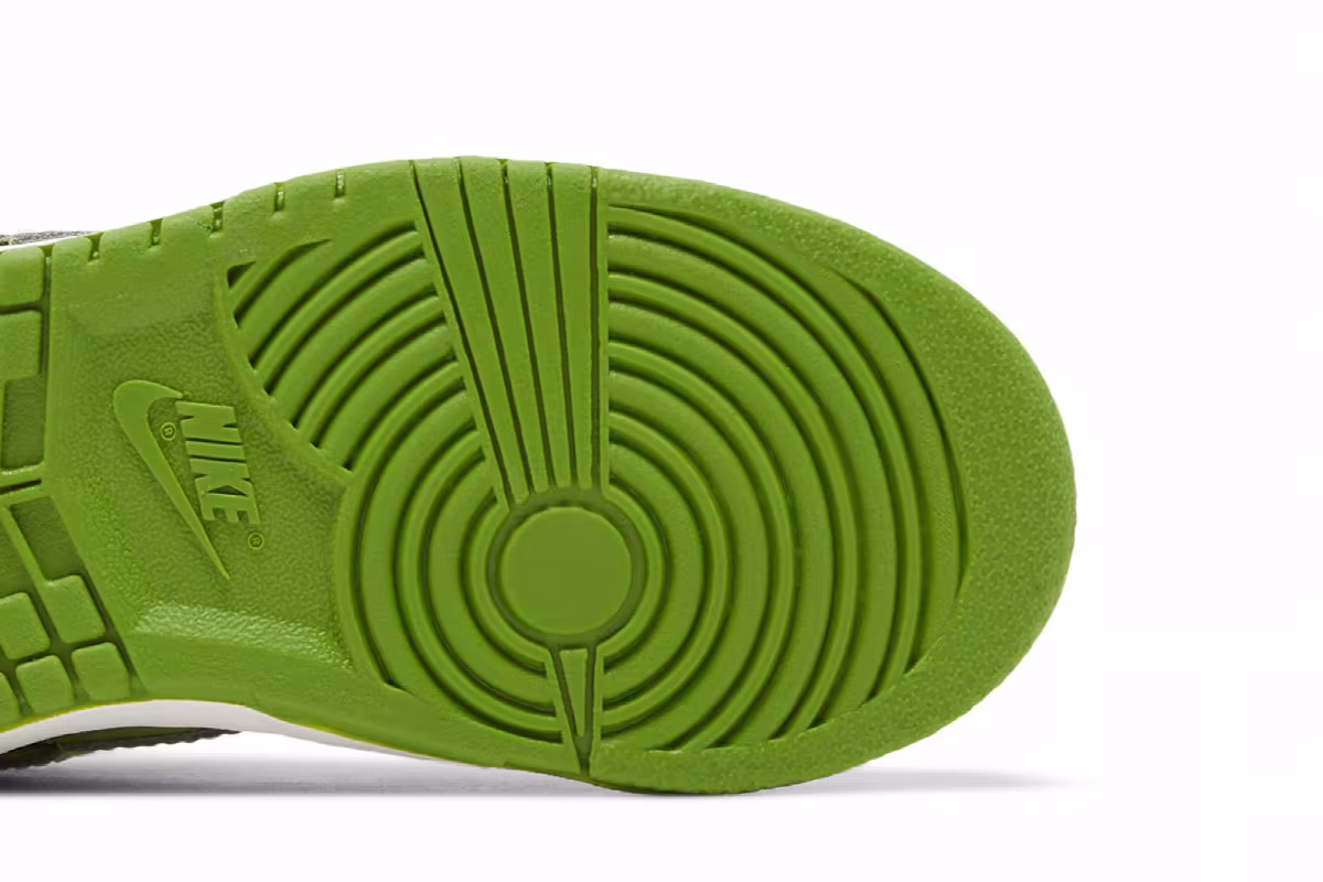 Nike Dunk Low TD Chlorophyll, view 6