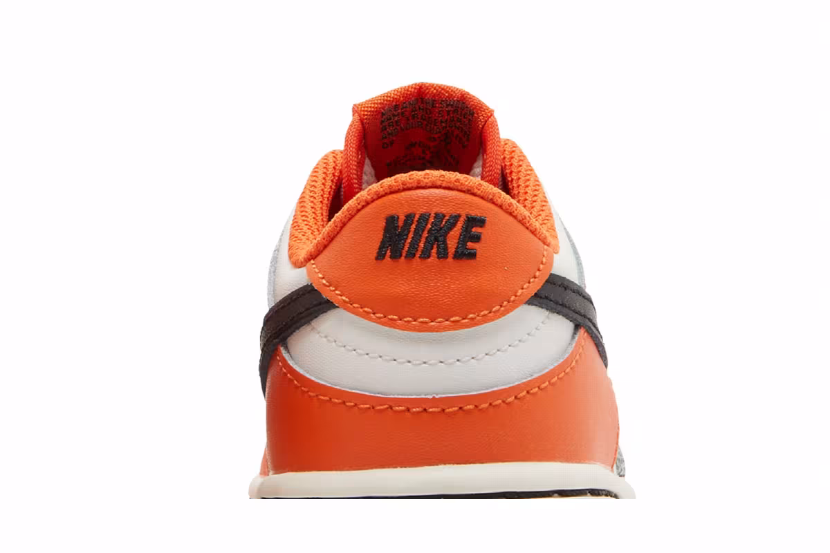 Nike Dunk Low TD Halloween 2022, view 8