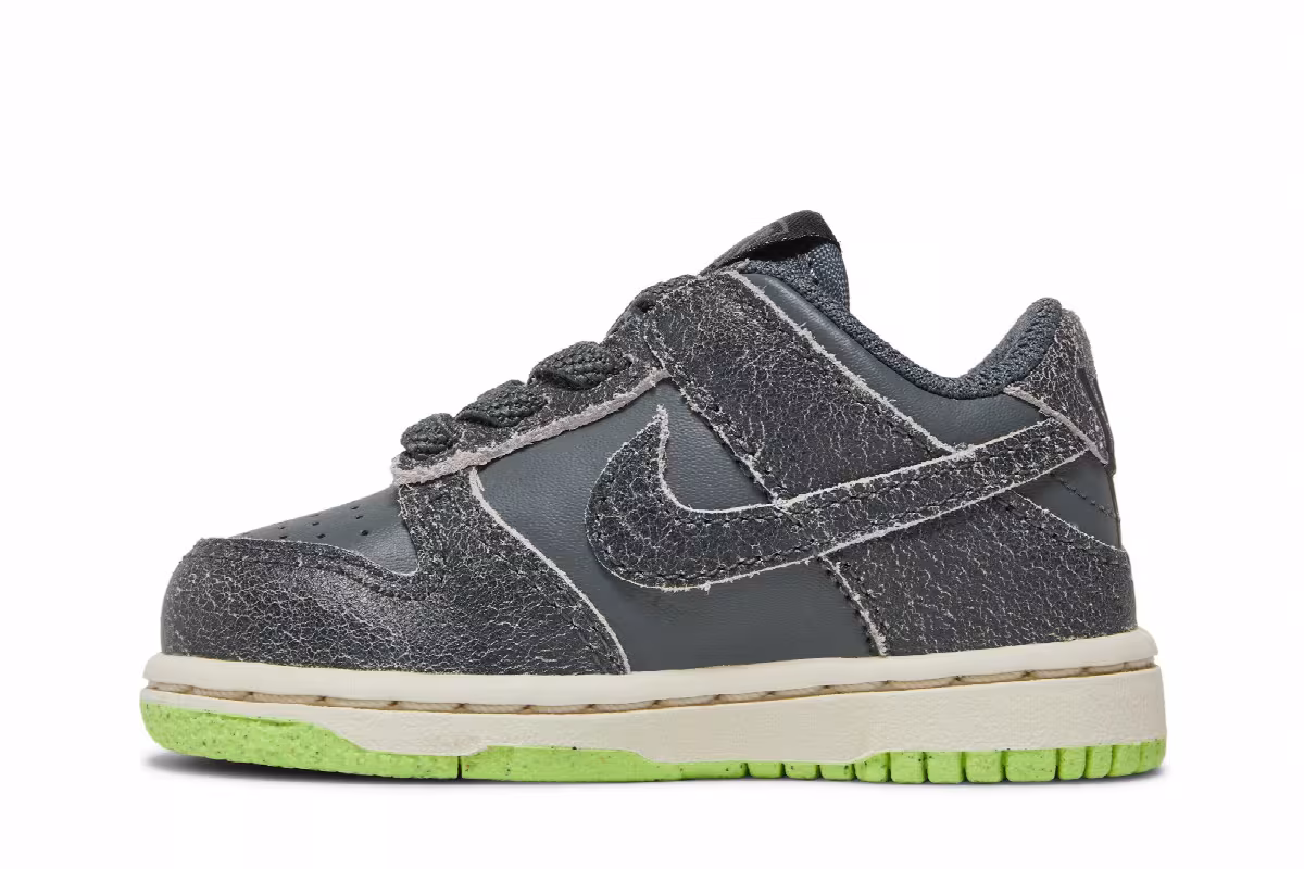 Nike Dunk Low SE TD Halloween - Cauldron, view 4