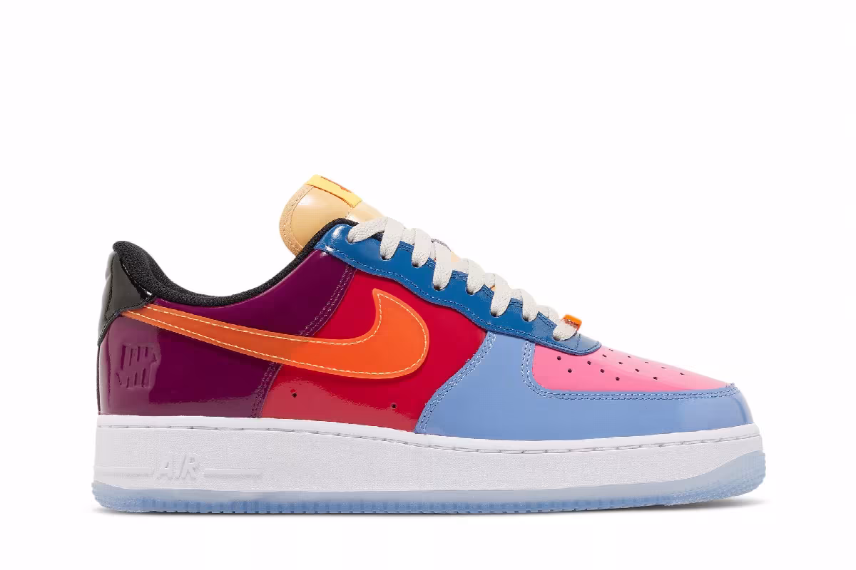 Undefeated x Nike Air Force 1 Low Total Orange, view 2