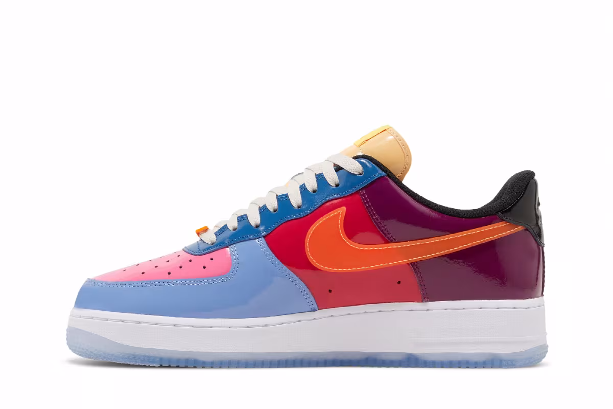 Undefeated x Nike Air Force 1 Low Total Orange, view 4